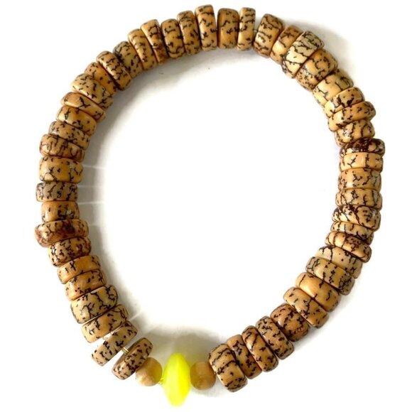 As Low As $2 Caribbean Lime Disc Wood & Nut Temporary Bracelet Beads - Picture 1 of 3